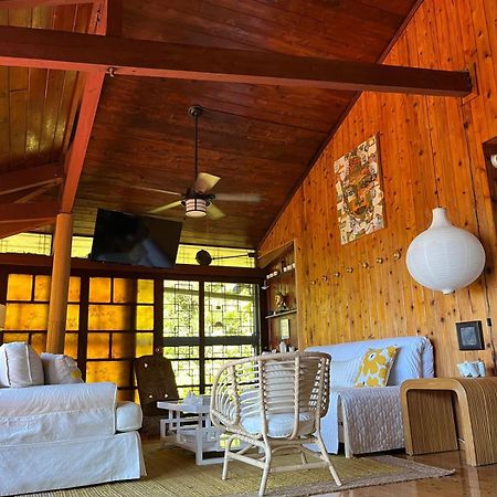 Mid-Century: Caribbean Style Apartment Contant  Exterior foto