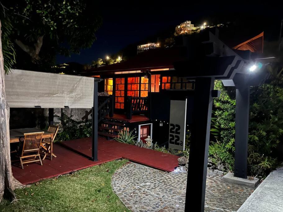 Mid-Century: Caribbean Style Apartment Contant  Exterior foto